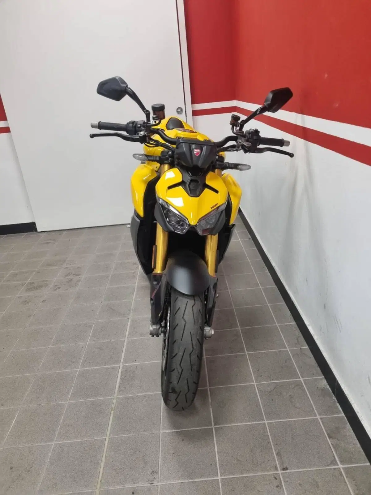 Ducati Streetfighter V2 S (2025 - 26) (3)