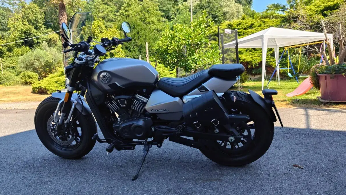Benelli Leoncino 400 Bobber (2026) (2)