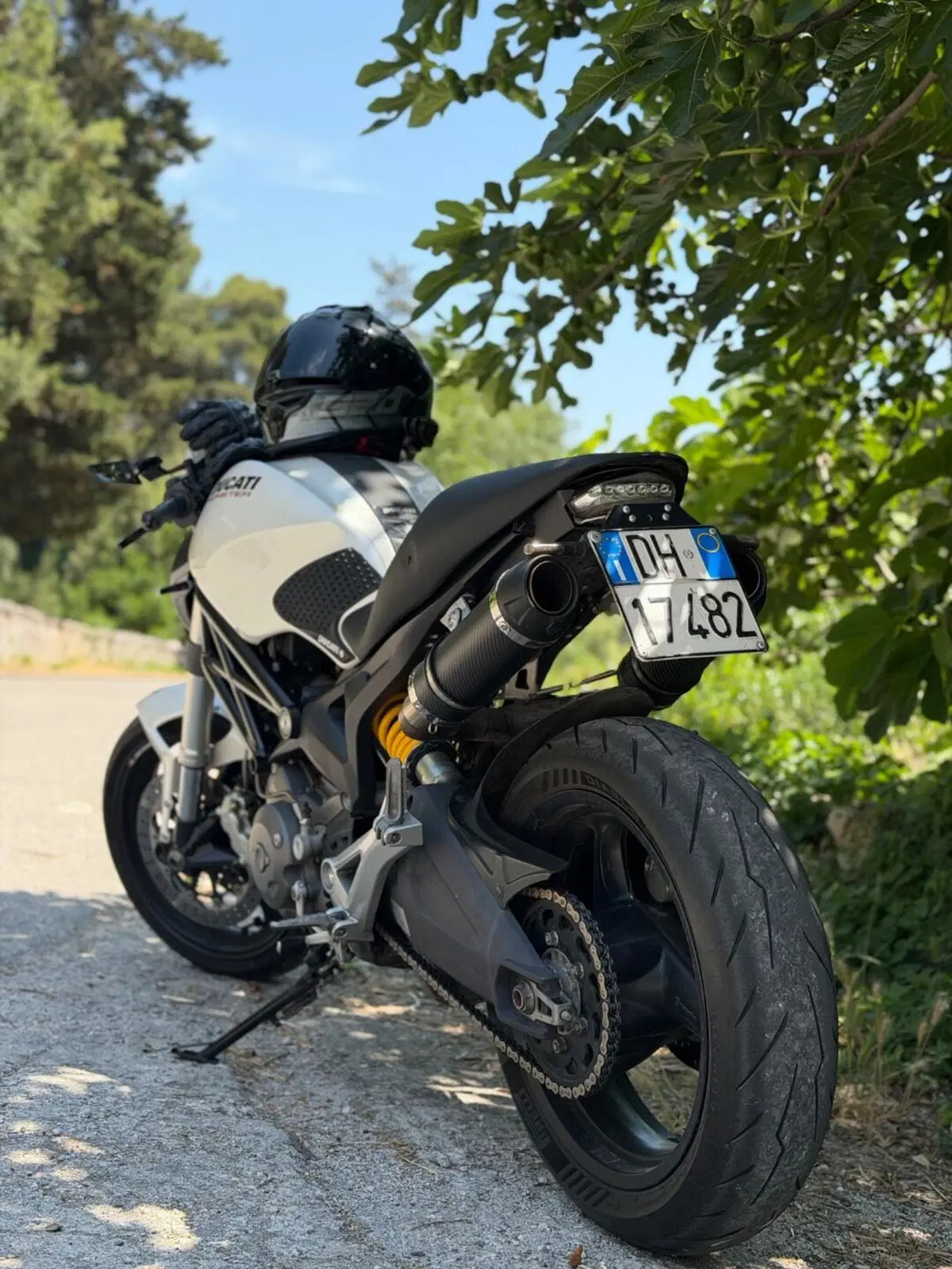 Ducati Monster 696 (2008 - 13) (2)