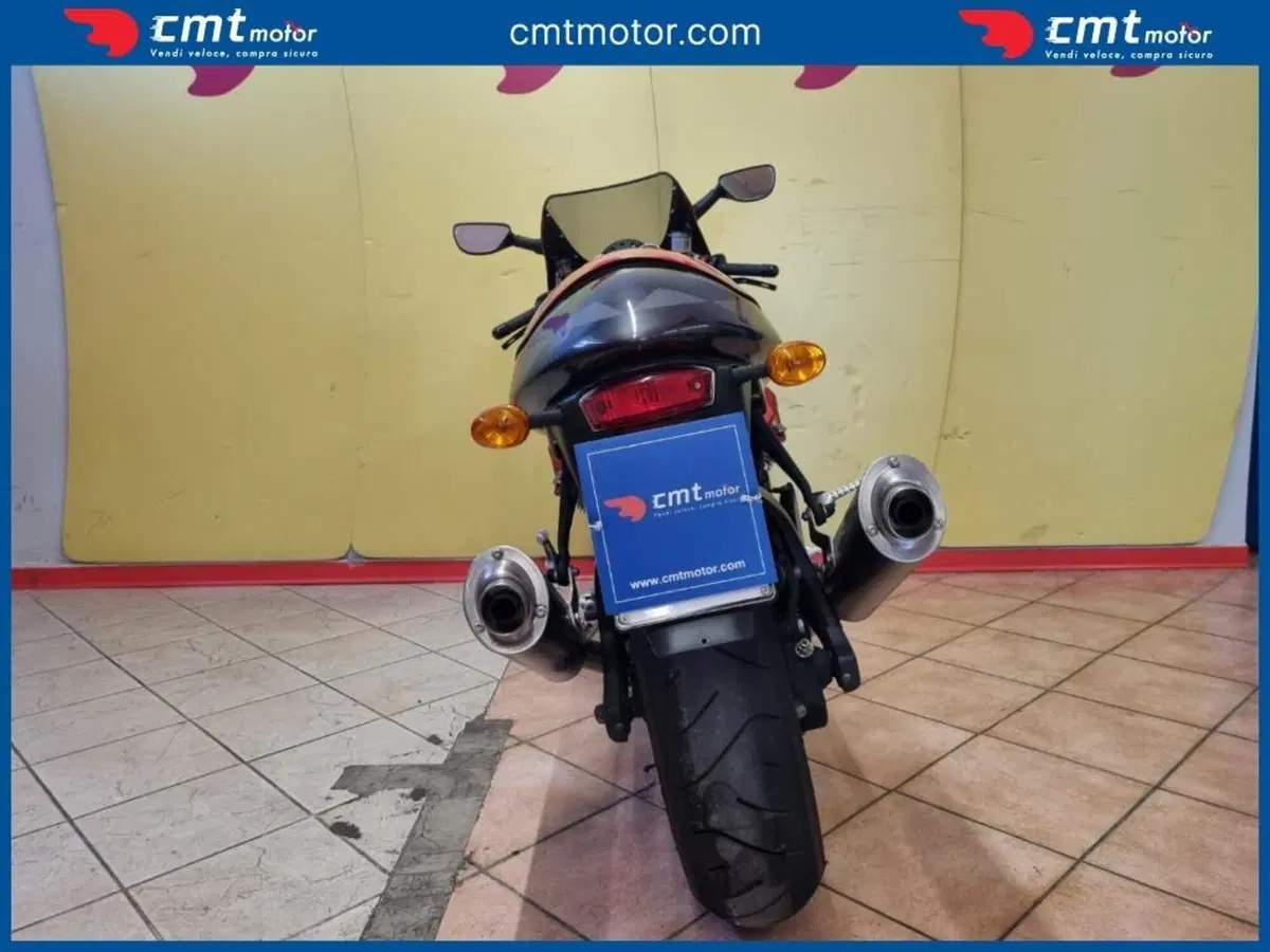 Moto Guzzi V11 Le Mans Rosso Corsa (2003 - 06) (5)