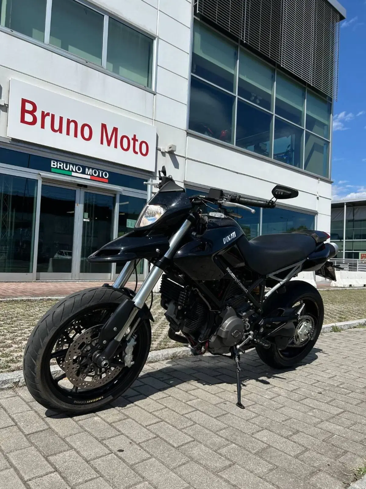Ducati Hypermotard 796 (2012) (3)