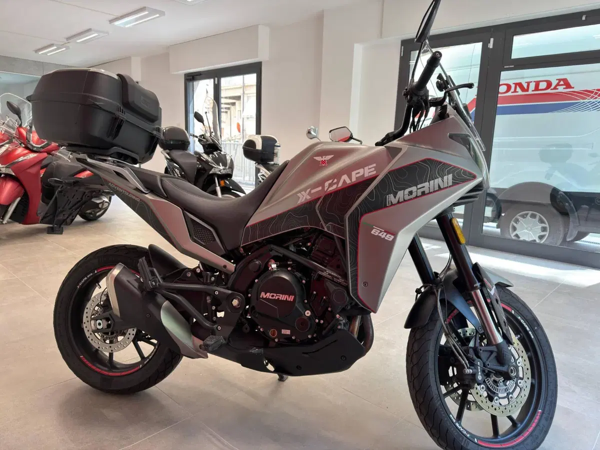 Moto Morini X-Cape 650 (2021 - 26) (10)