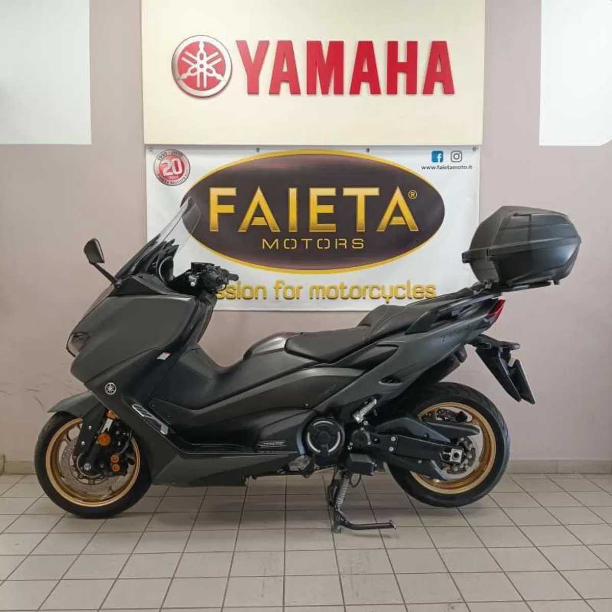 Yamaha T-Max 560 Tech Max (2021)