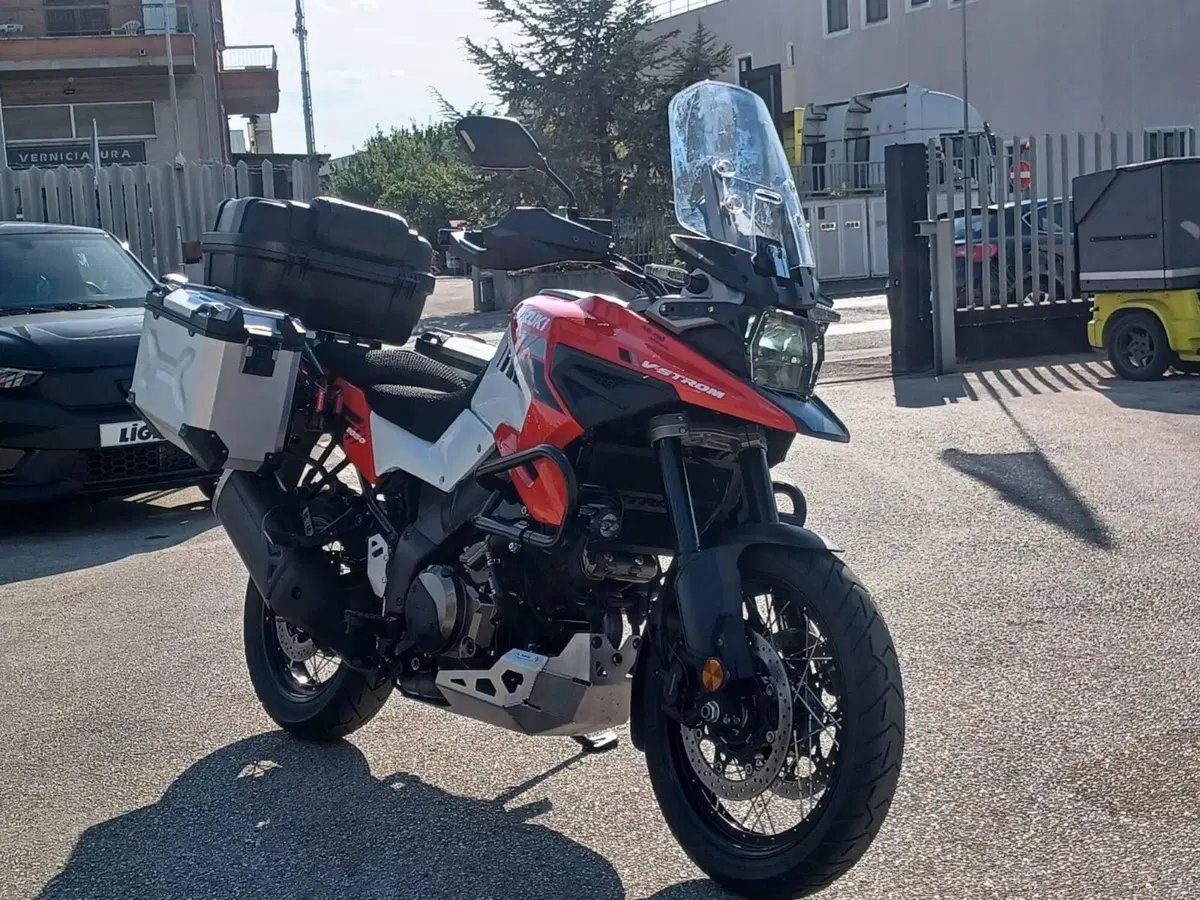 Suzuki V-Strom 1050XT (2020 - 23) (4)