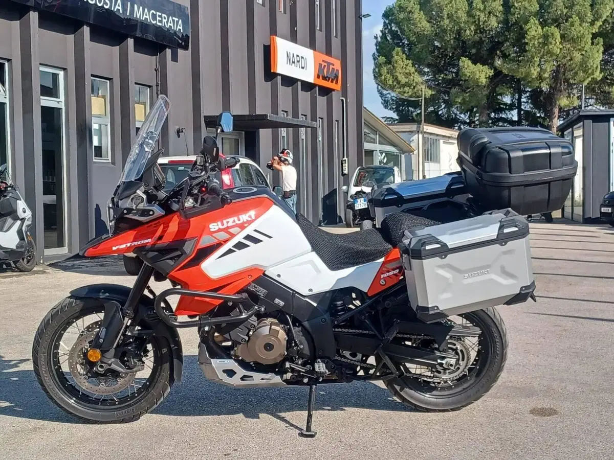 Suzuki V-Strom 1050XT (2020 - 23) (7)
