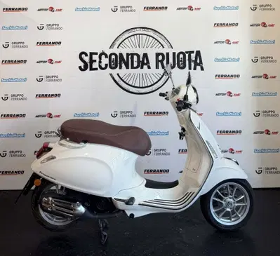 Vespa Primavera 125 (2021 - 23) usata