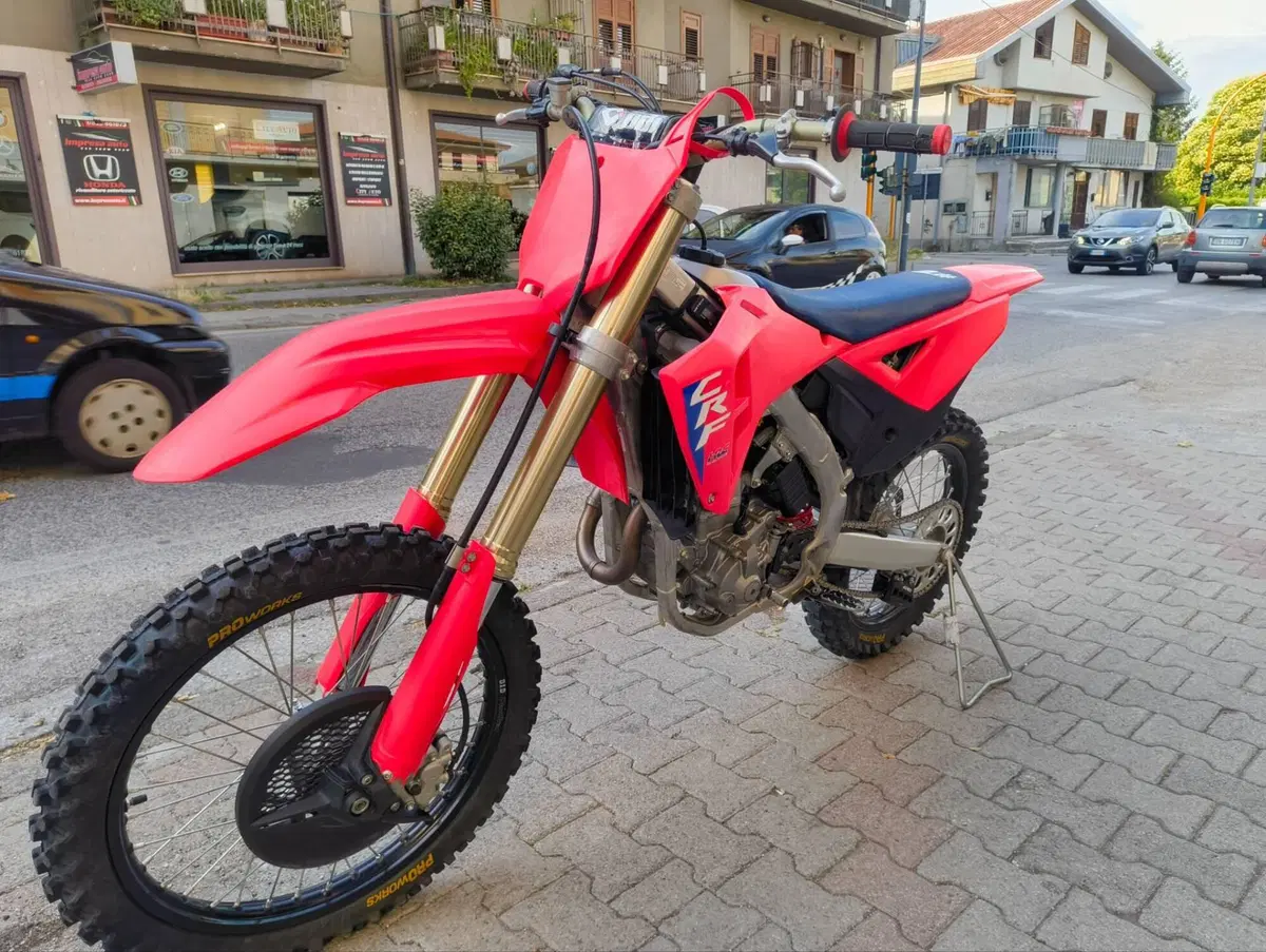Honda CRF 250R (2024) (6)
