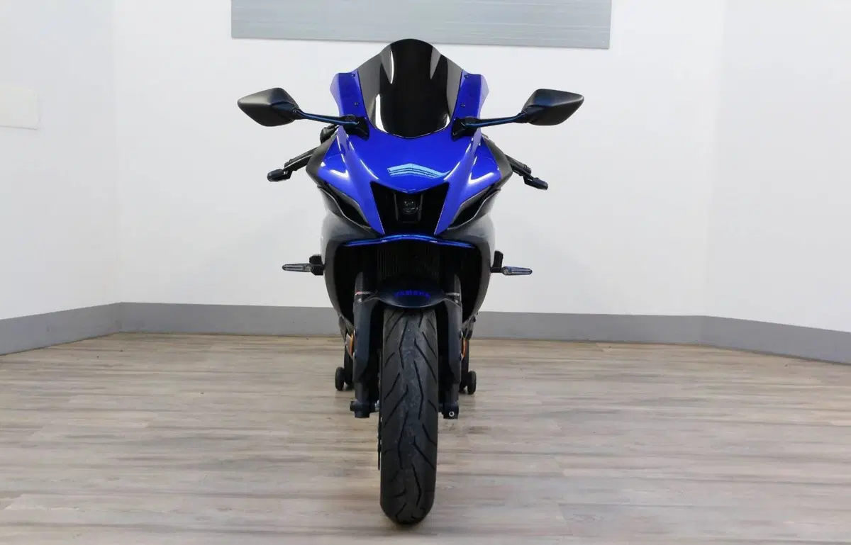Yamaha YZF R7 (2021 - 25) (4)