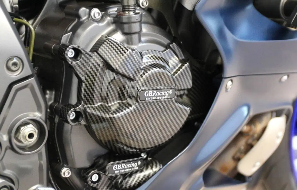 Yamaha YZF R7 (2021 - 25) (10)