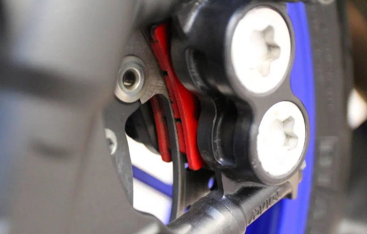 Yamaha YZF R7 (2021 - 25) (12)