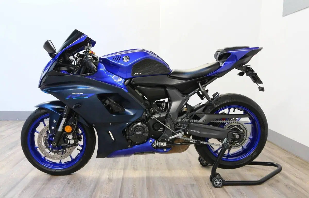 Yamaha YZF R7 (2021 - 25) (17)