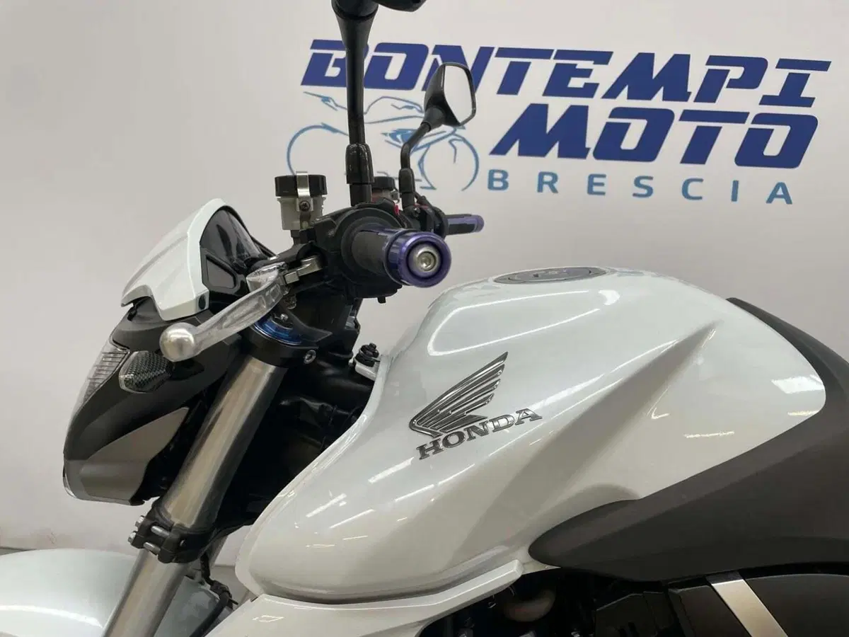Honda CB 1000 R (2008 - 10) (4)