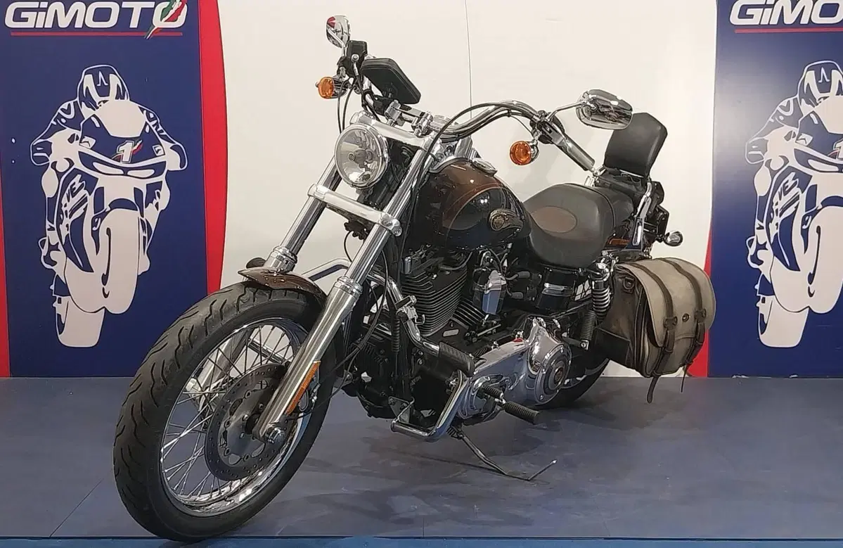 Harley-Davidson 1584 Super Glide Custom (2008 - 13) - FXDC (3)