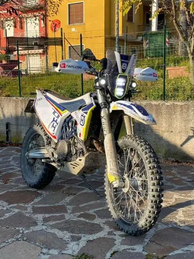Husqvarna 701 Enduro (2020) usata