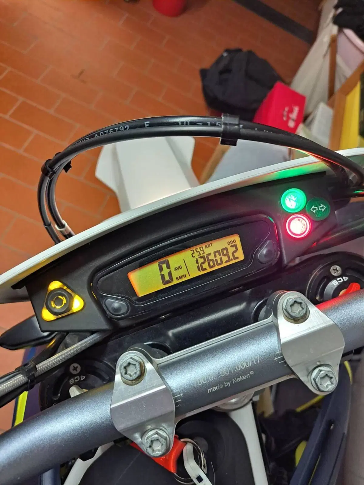 Husqvarna 701 Enduro (2016) (2)