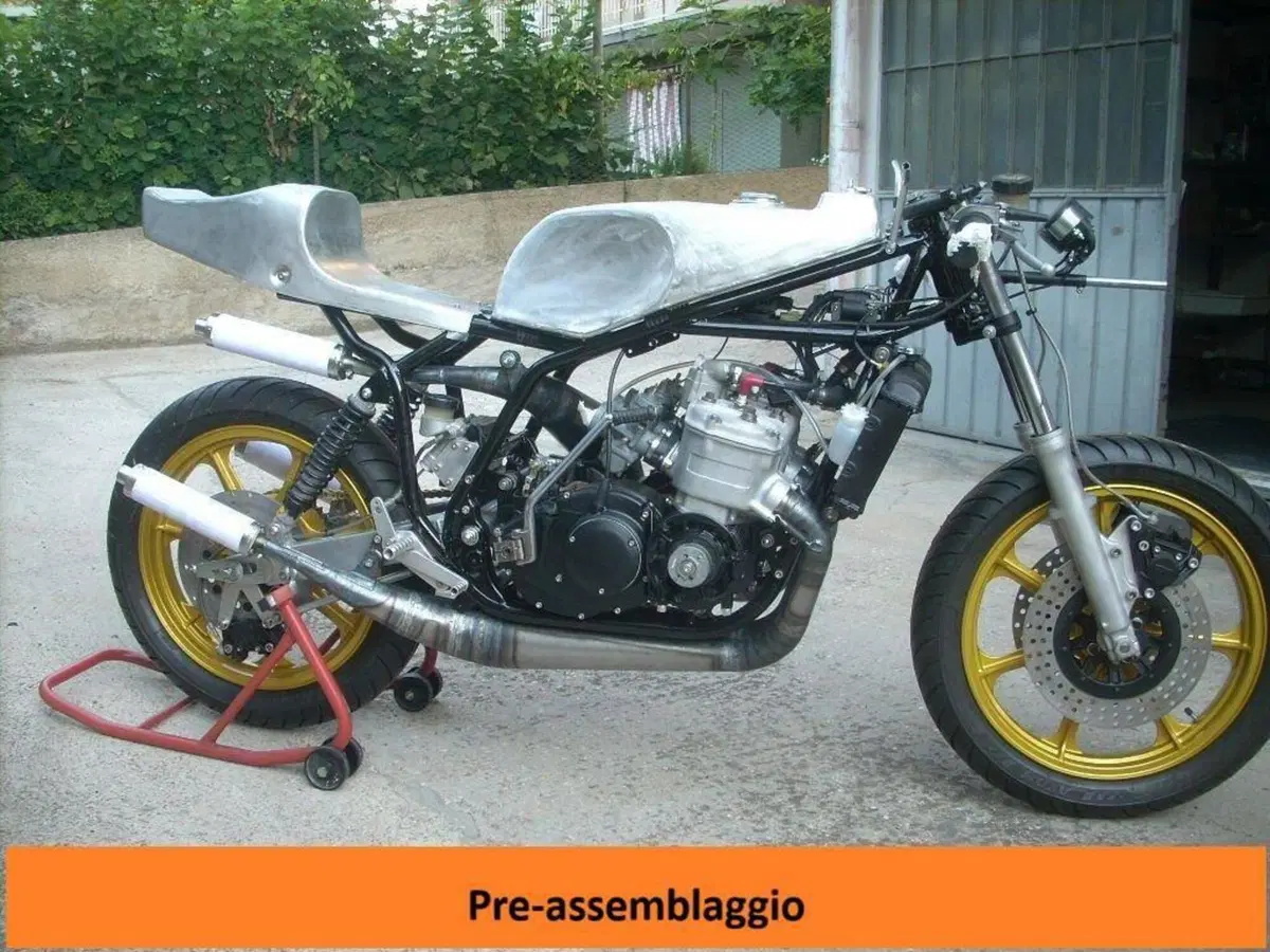 Suzuki gt 750 replica TR 750 1974/1975 (13)