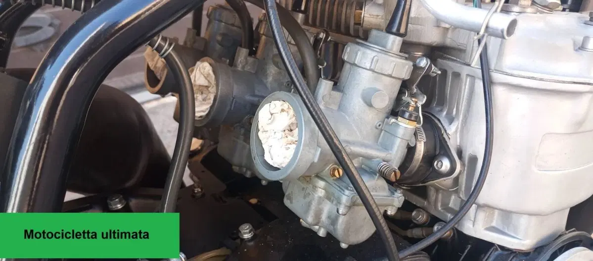 Suzuki gt 750 replica TR 750 1974/1975 (16)
