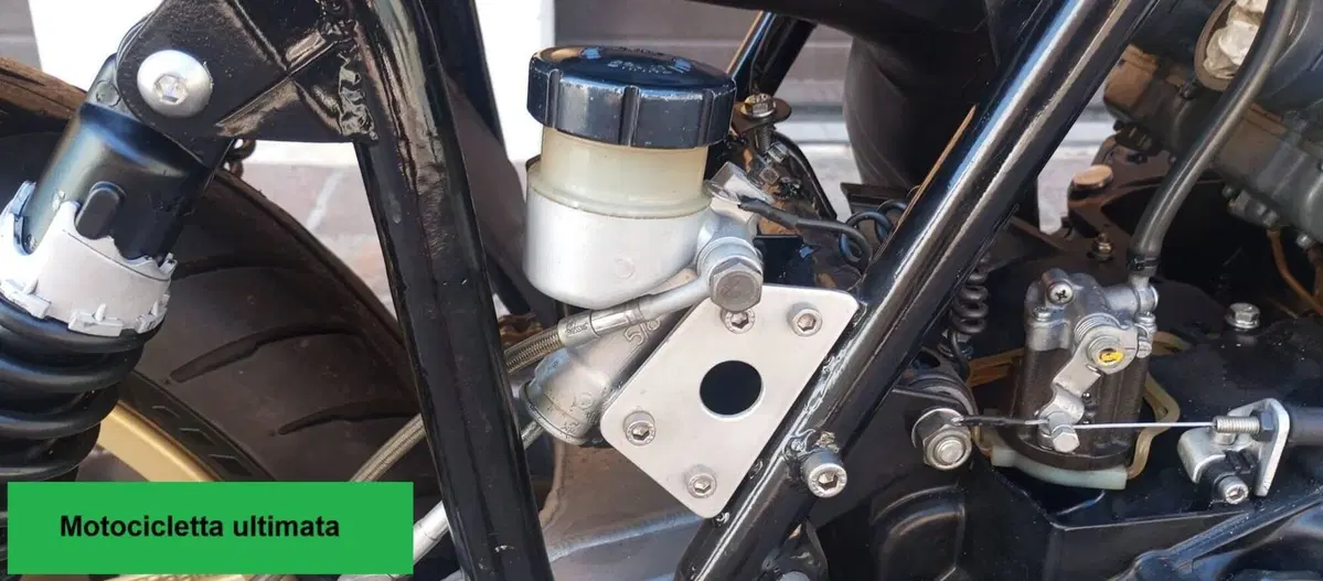 Suzuki gt 750 replica TR 750 1974/1975 (20)