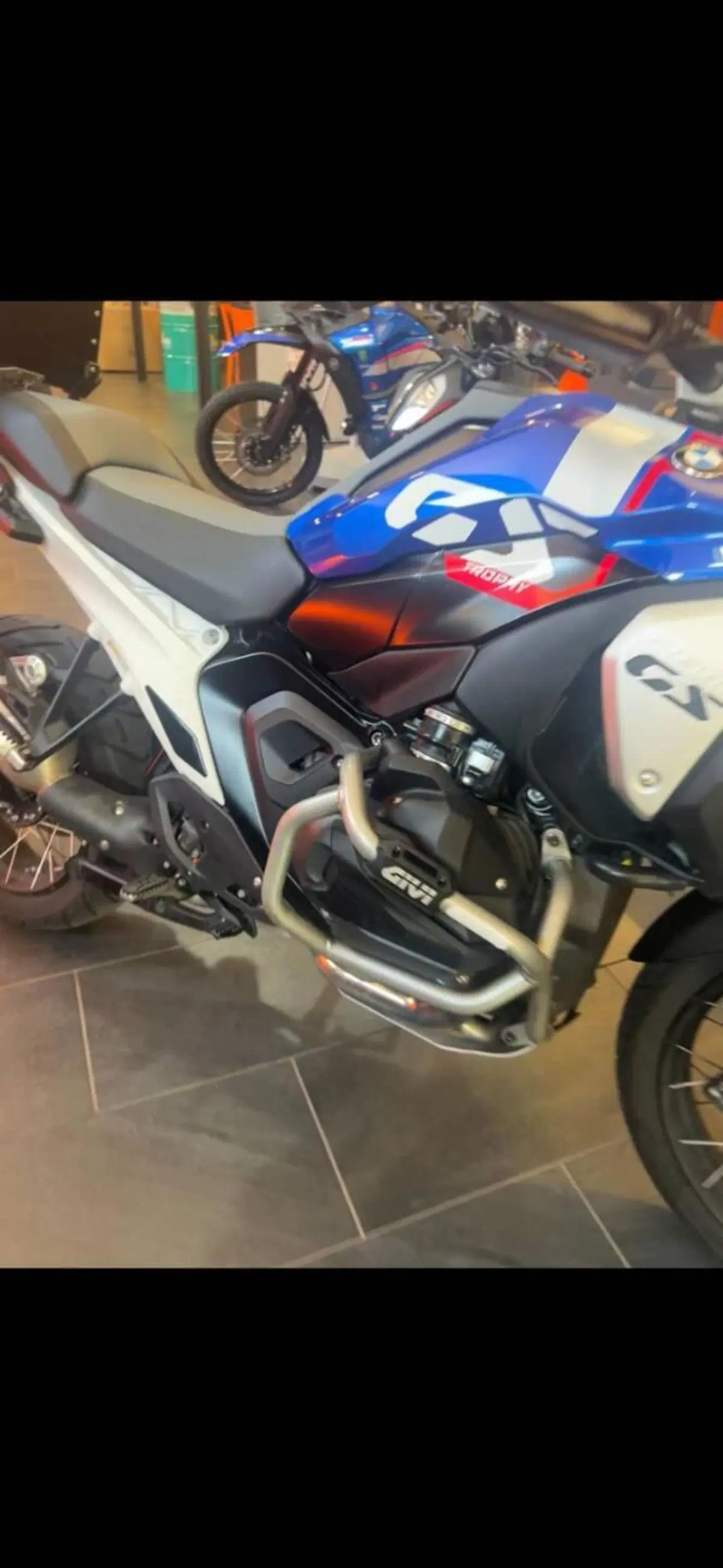 Bmw R 1300 GS Trophy (2023 - 26) (2)