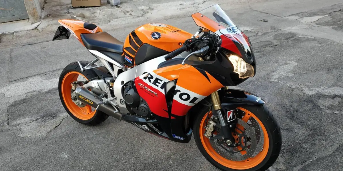 Honda CBR 1000 RR Fireblade (2008 - 11) (8)