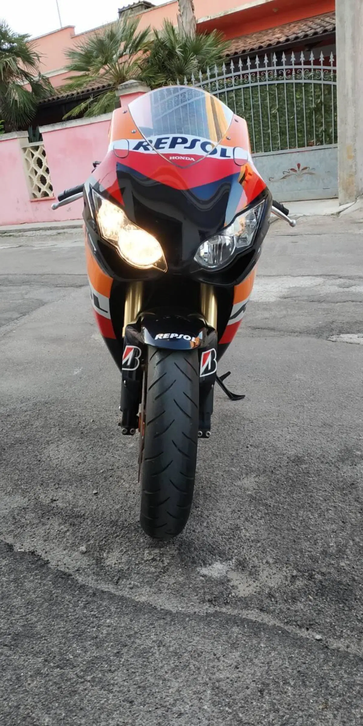 Honda CBR 1000 RR Fireblade (2008 - 11) (9)