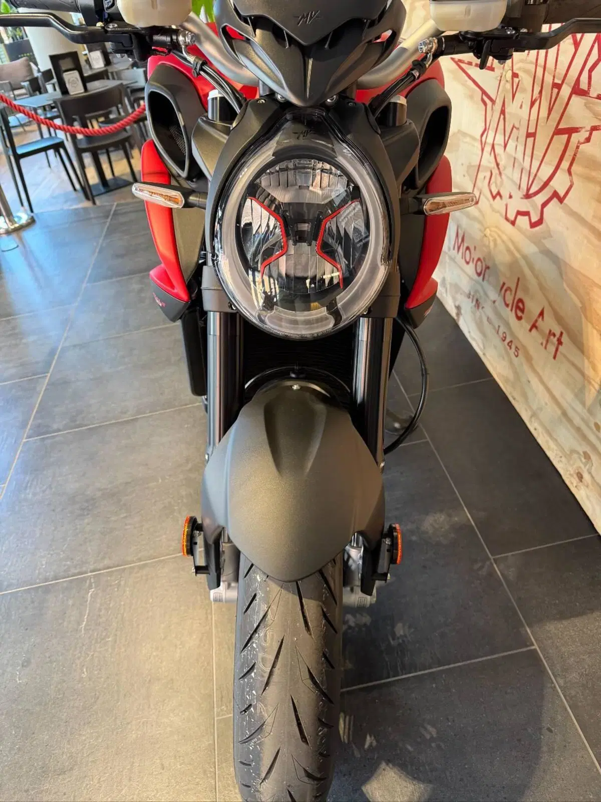 MV Agusta Brutale 800 (2026) (11)