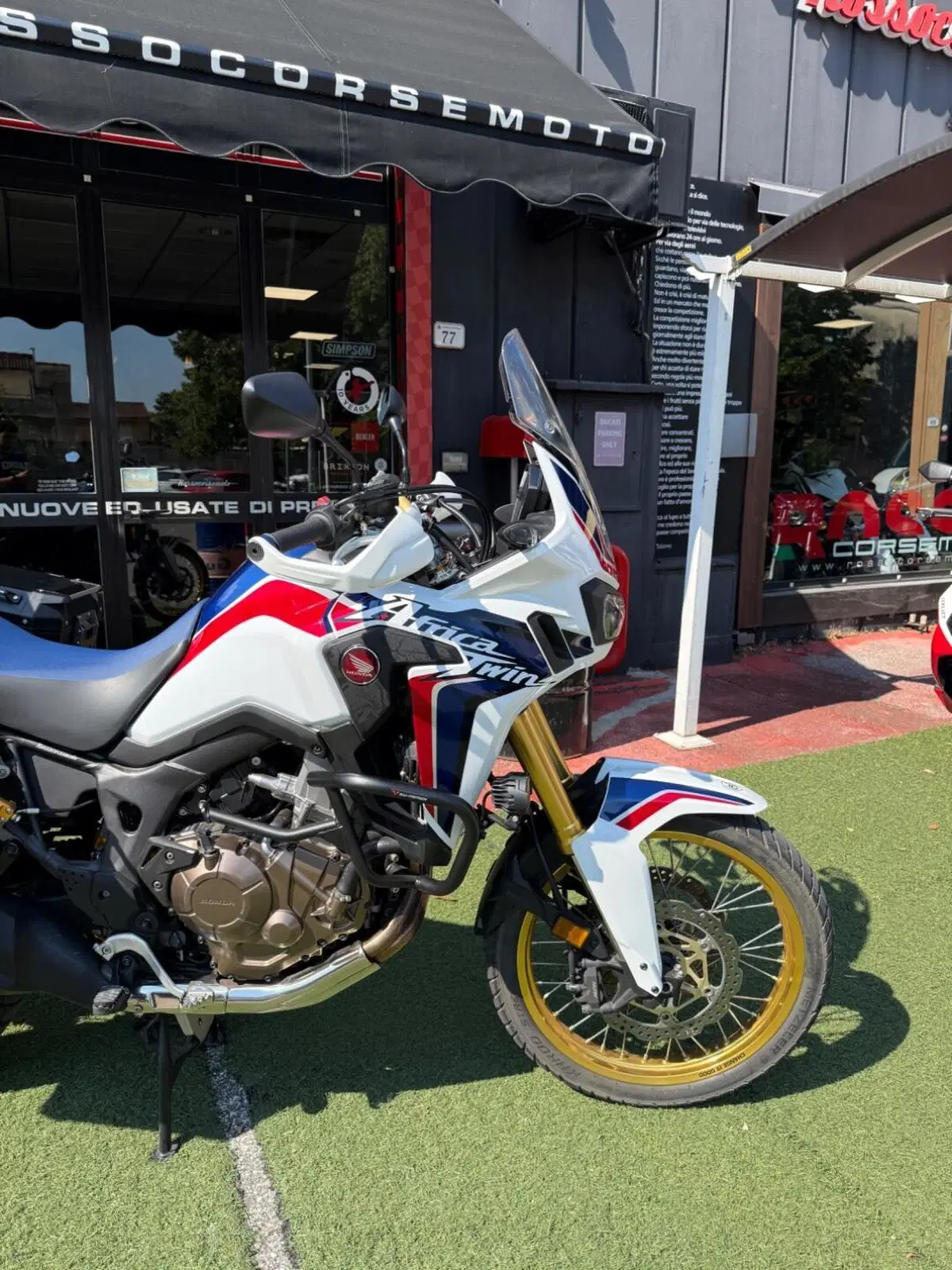 Honda Africa Twin CRF 1000L (2016 - 17) (6)