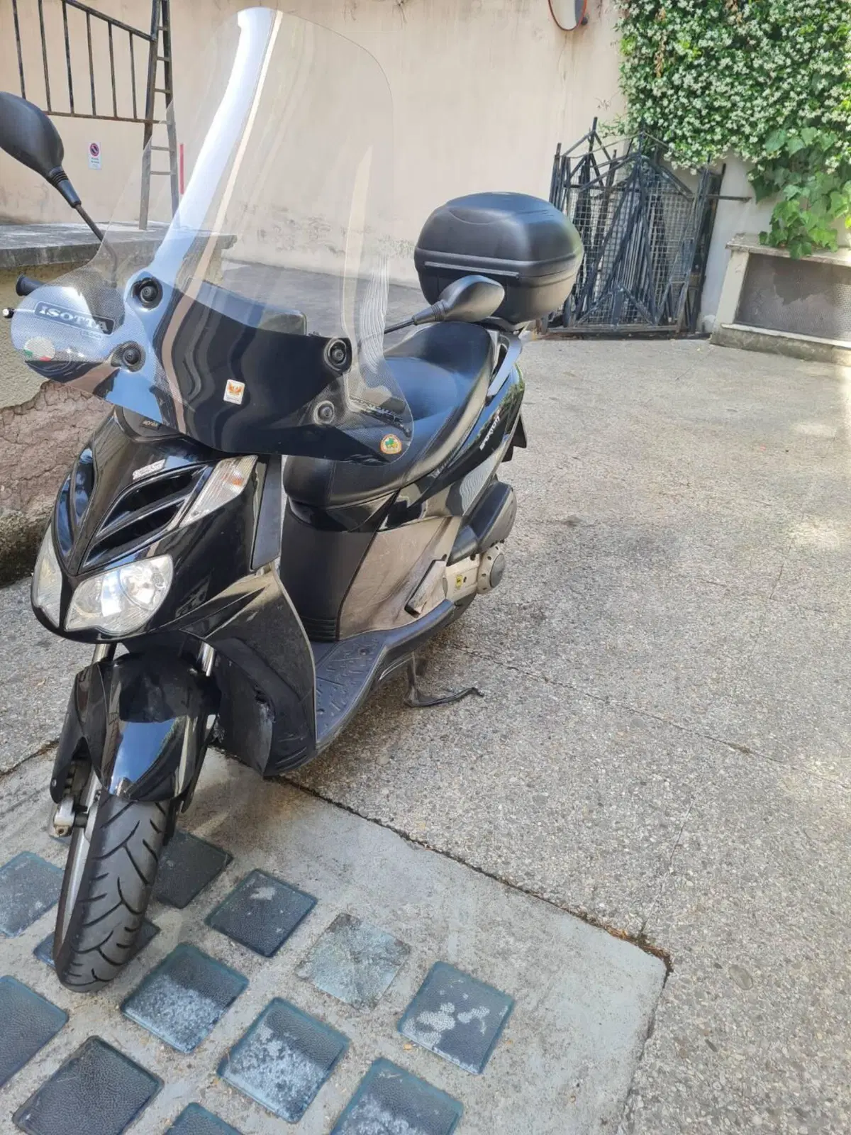Aprilia Sportcity 125 (2004 - 08) (3)