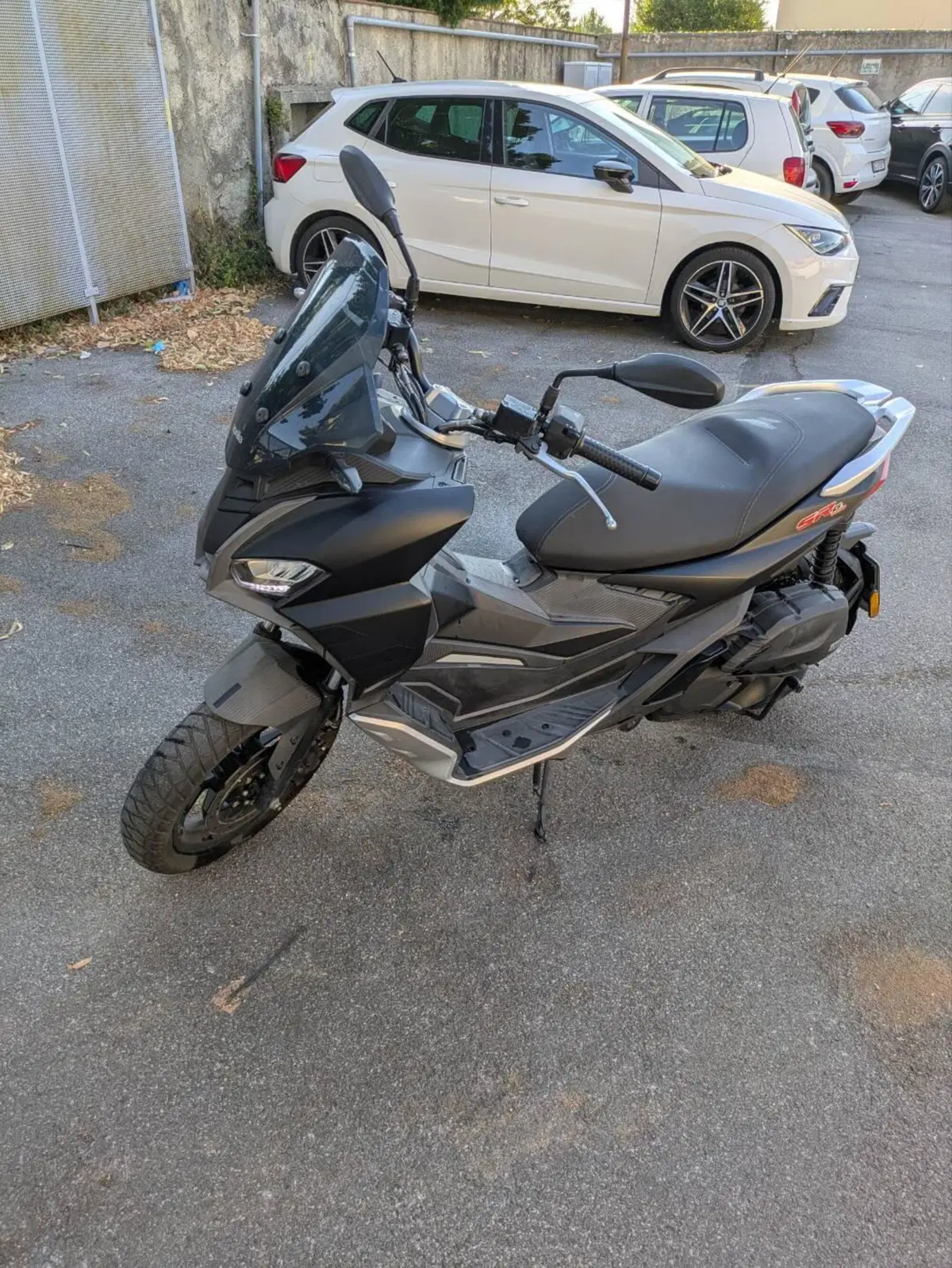 Aprilia SR GT 125 (2022 - 24) (5)