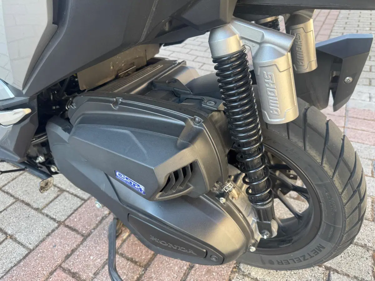 Honda ADV 350 (2022 - 24) (4)