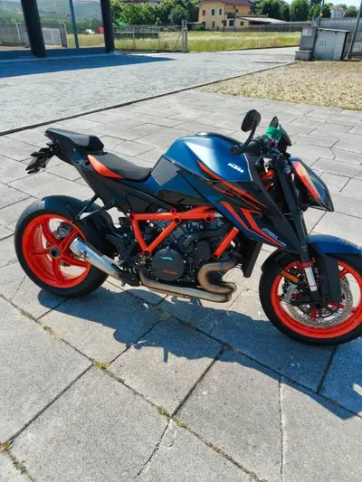 KTM 1290 Super Duke R (2022 - 23) usata