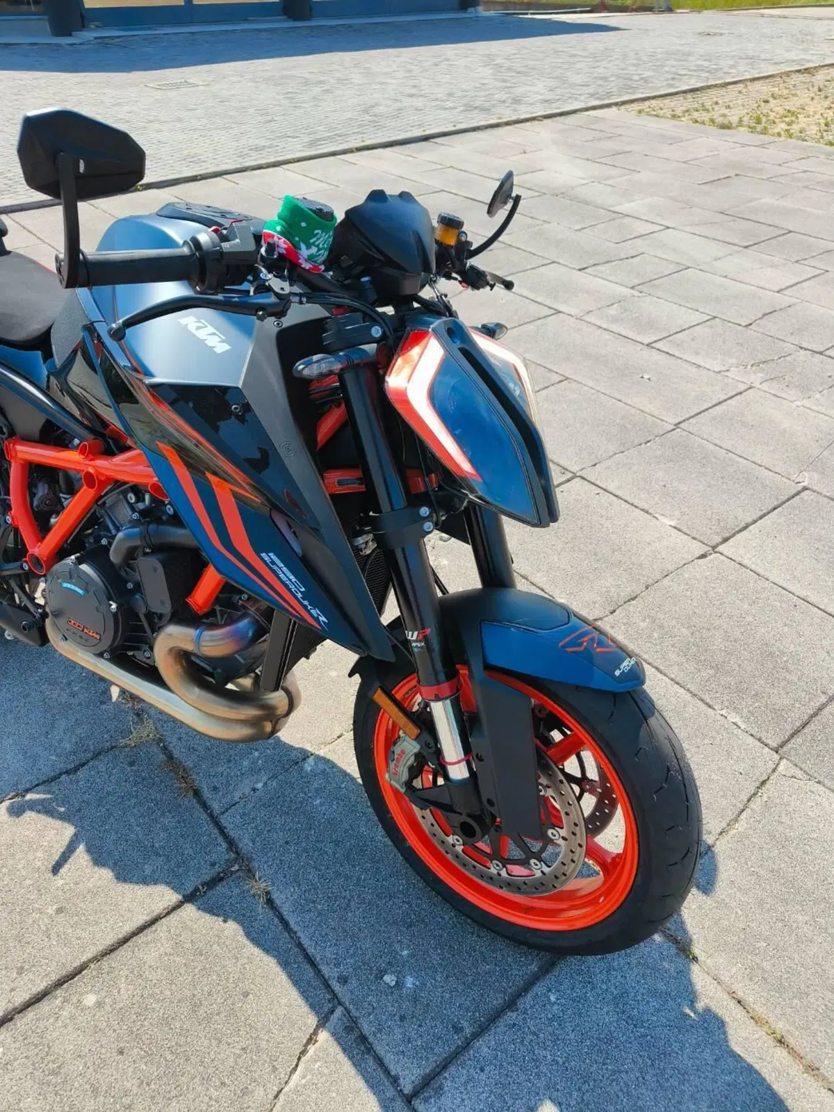 KTM 1290 Super Duke R (2022 - 23) (3)