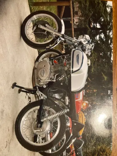 Ducati Desmo 450 d'epoca