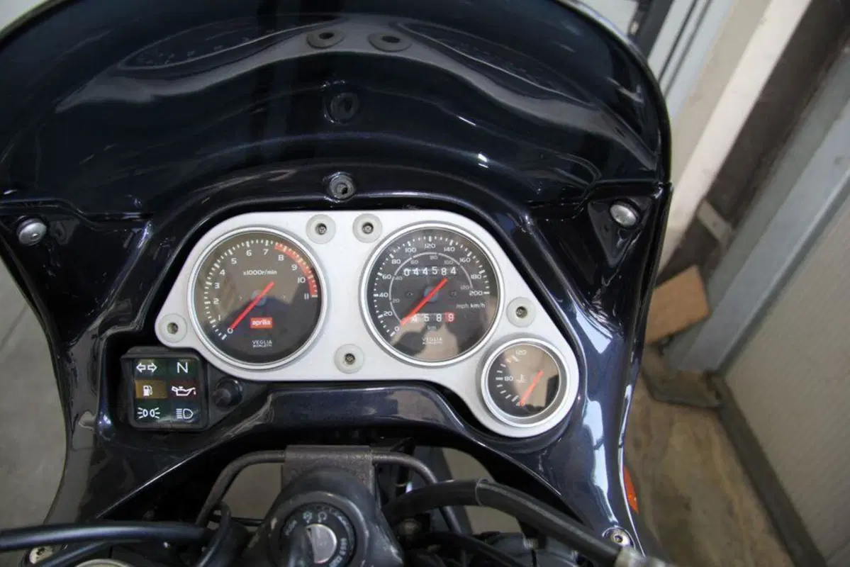 Aprilia Pegaso 650 (1997 - 00) (5)