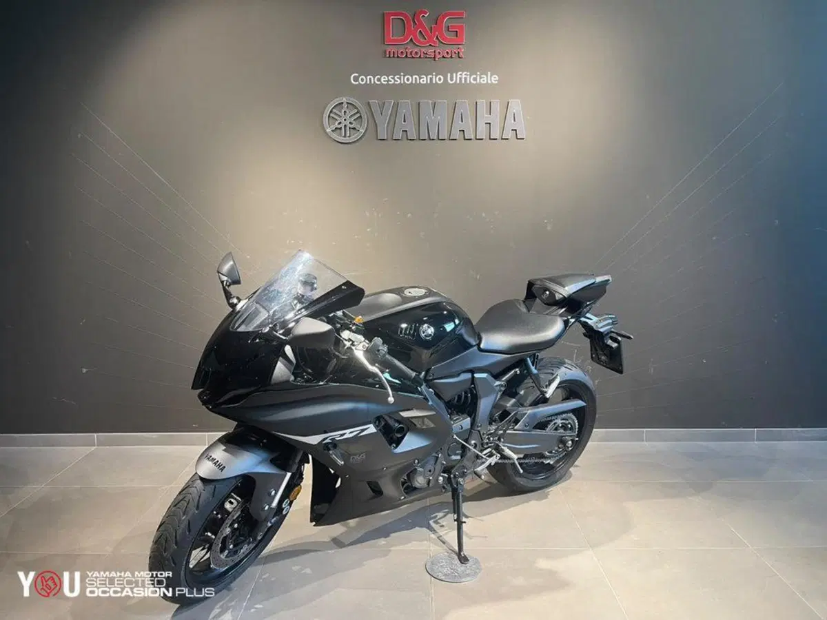 Yamaha YZF R7 (2021 - 25) (3)