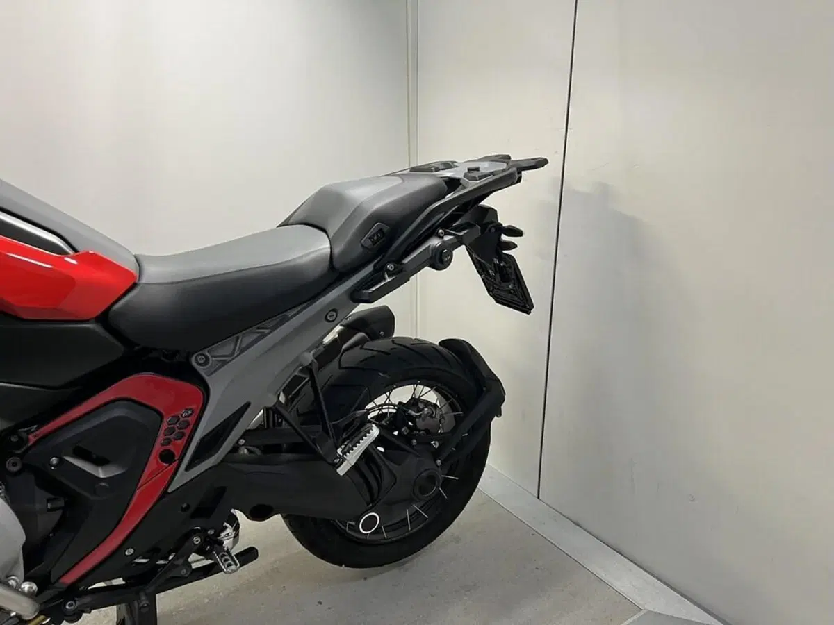 Bmw R 1300 GS (2023 - 26) (2)