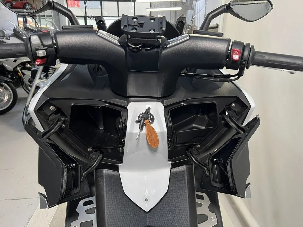 Bmw C 650 Sport (2016 - 20) (11)