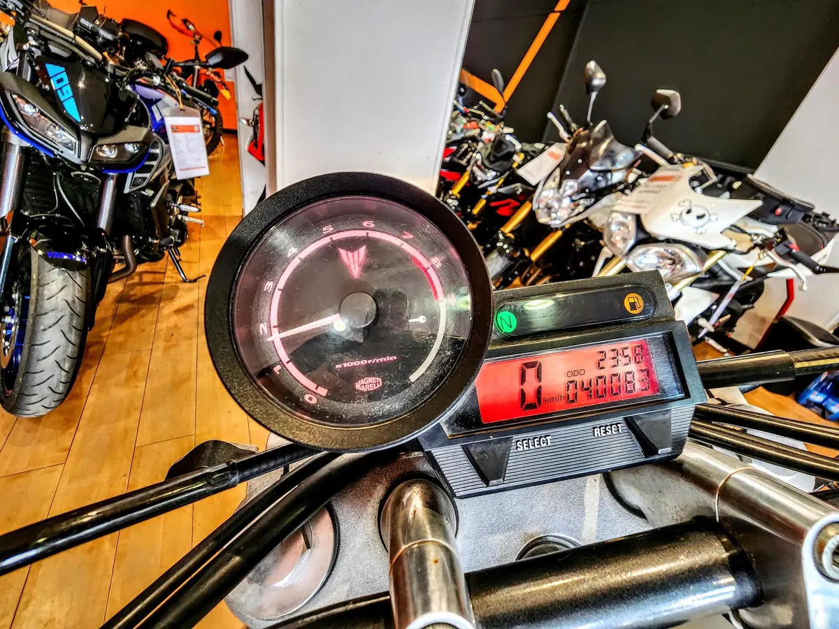 Yamaha MT-03 (2006 - 14) (5)