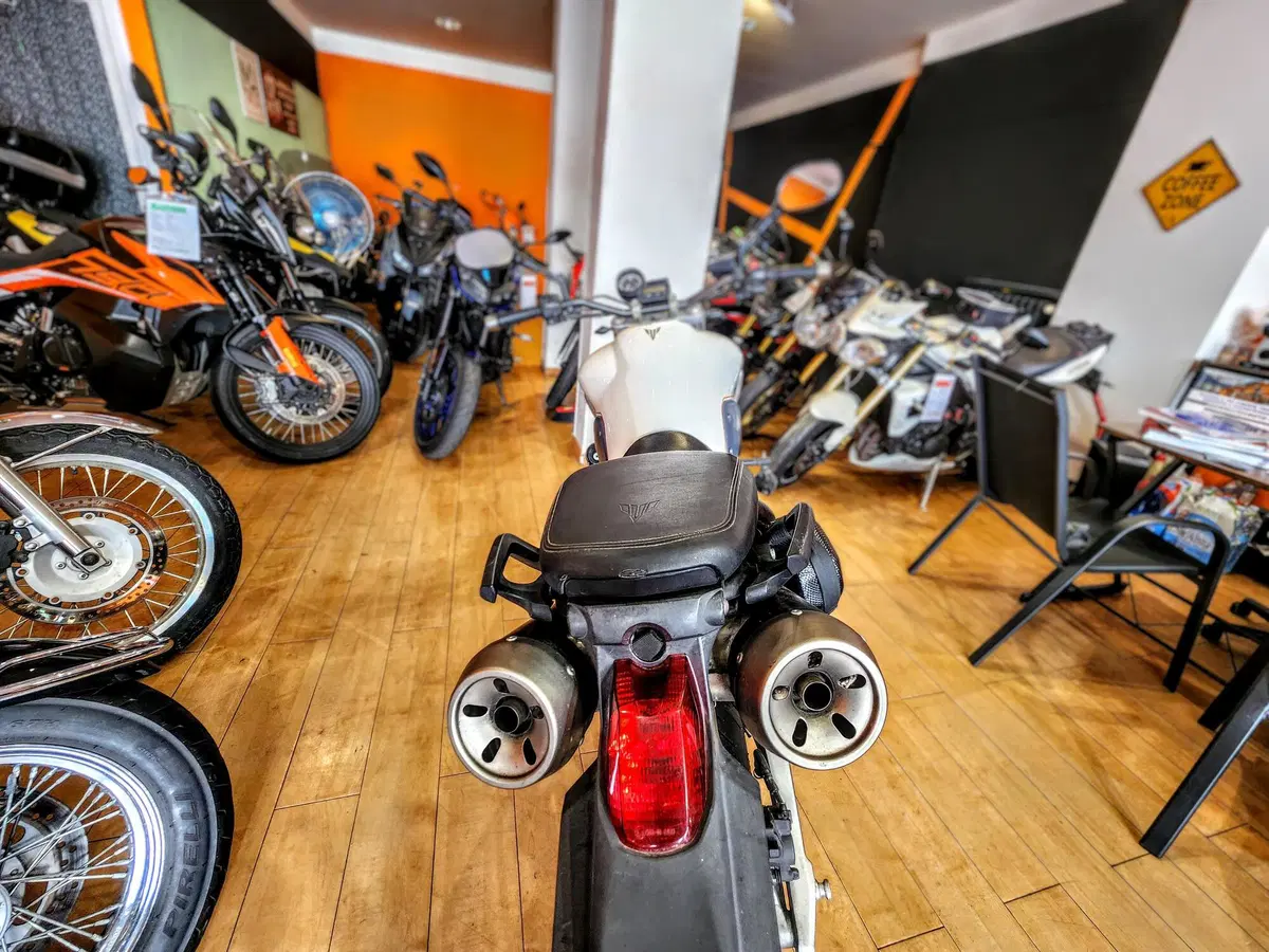 Yamaha MT-03 (2006 - 14) (12)