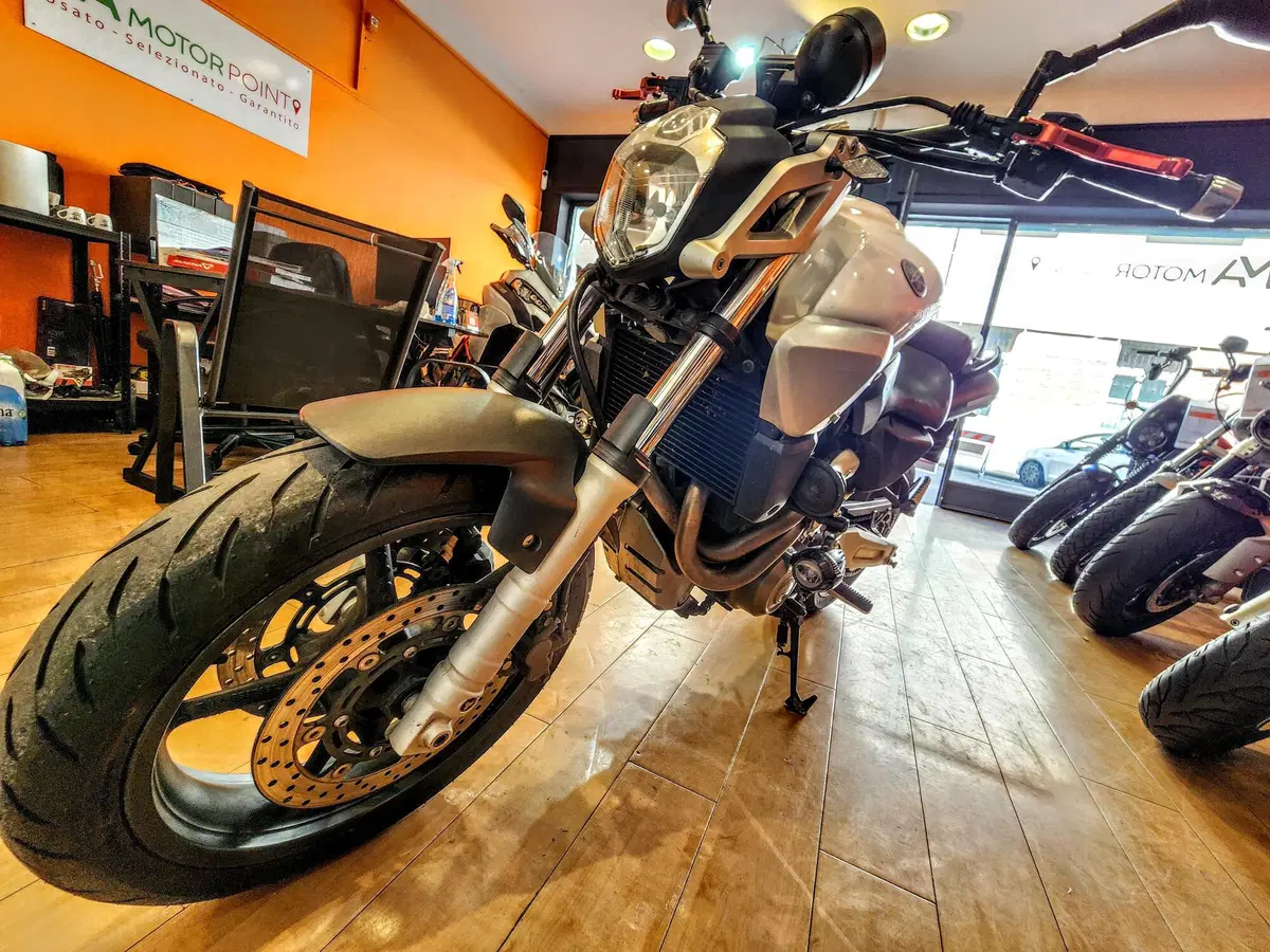 Yamaha MT-03 (2006 - 14) (14)