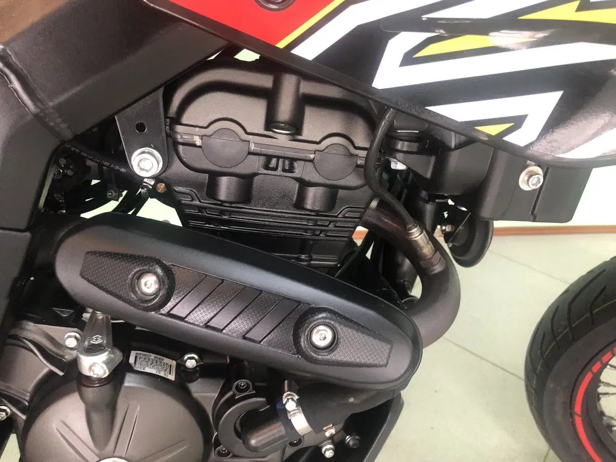 Aprilia SX 125 (2021 - 24) (4)