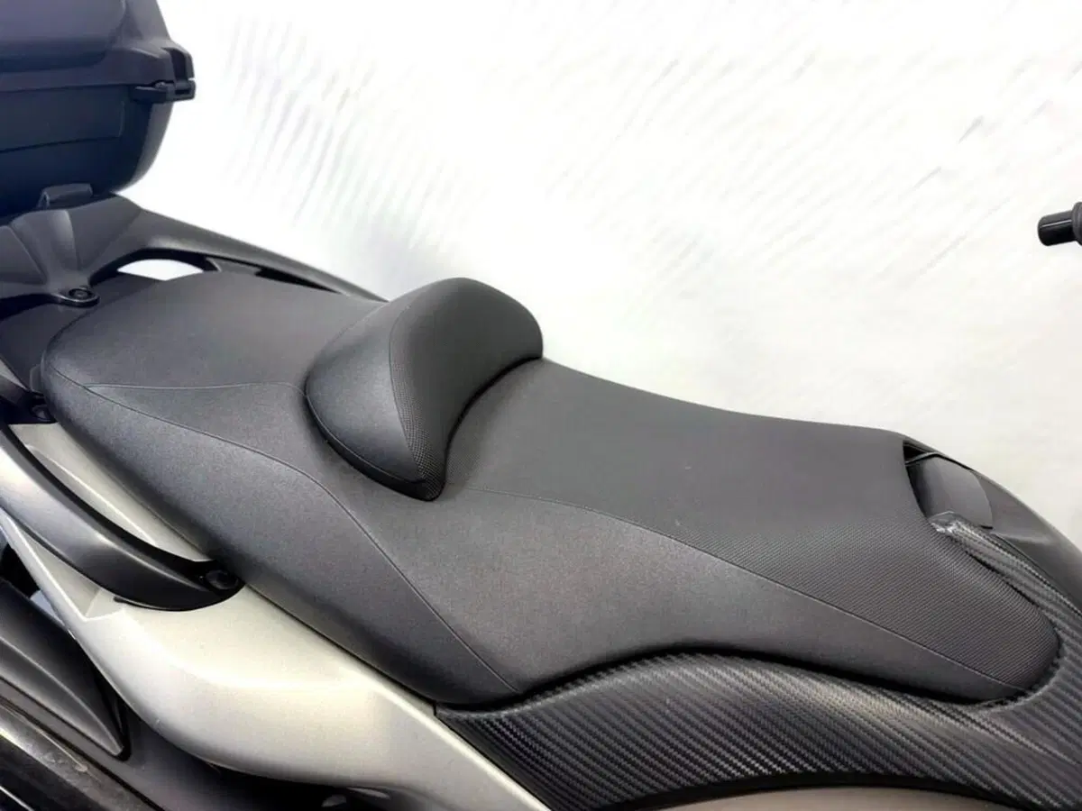 Yamaha T-Max 530 ABS (2015 - 17) (5)