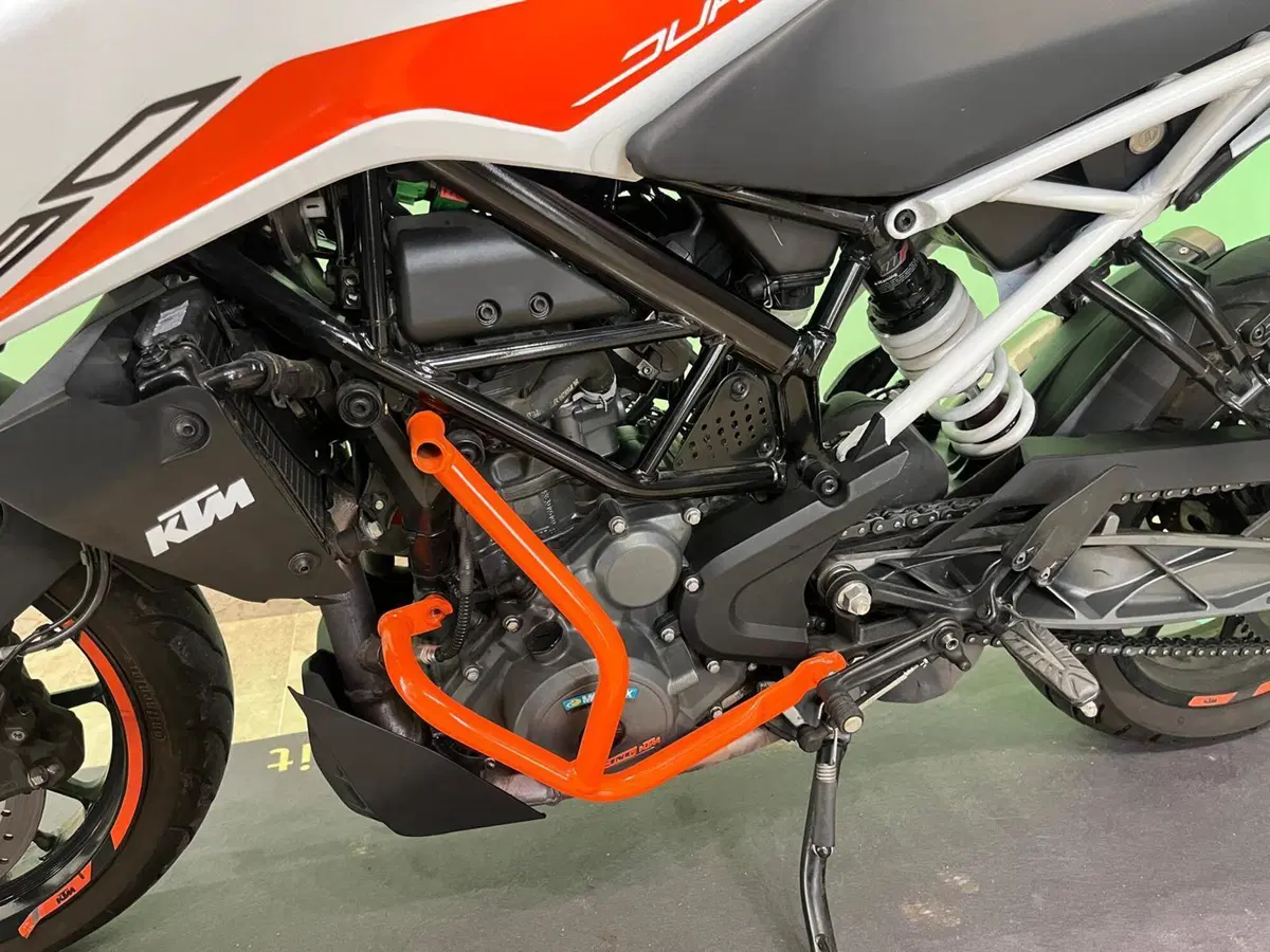 KTM 390 Duke (2021 - 23) (14)