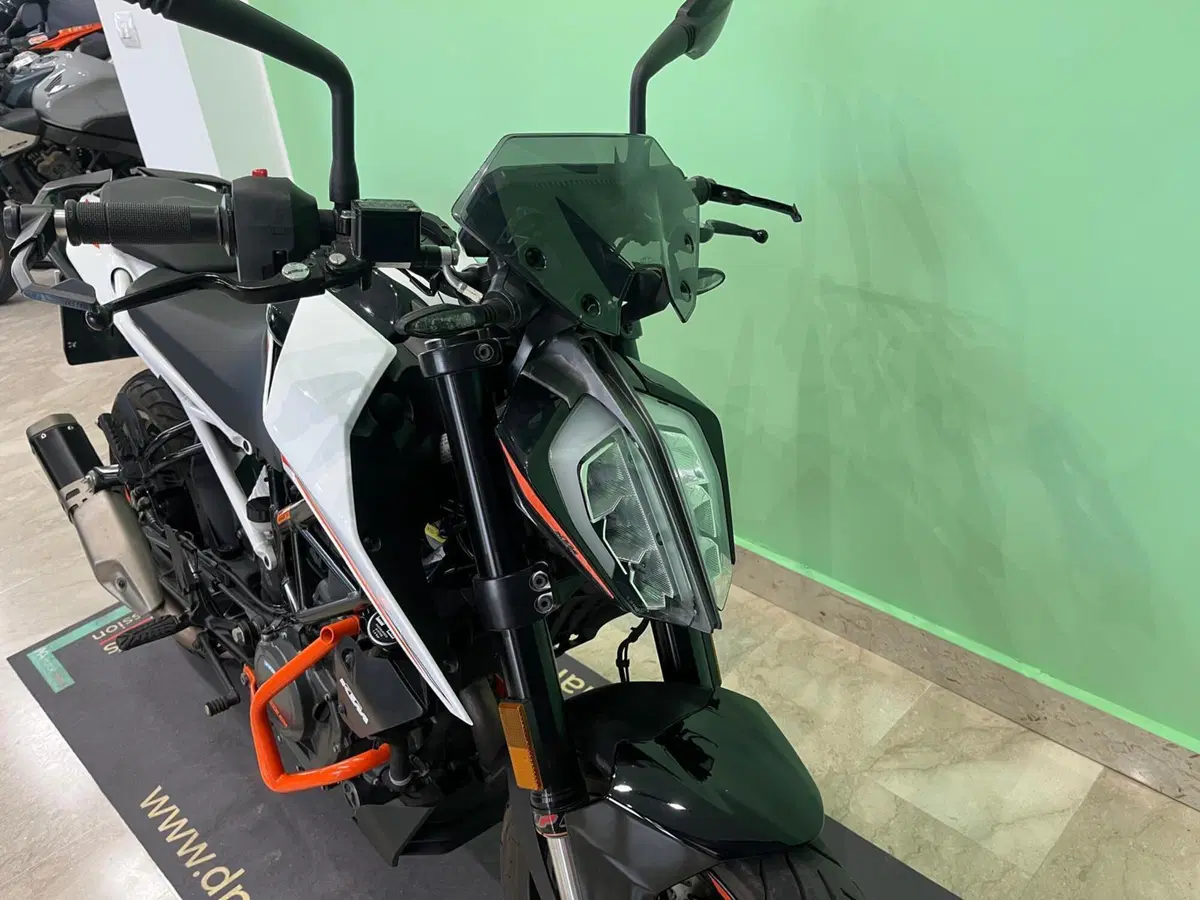 KTM 390 Duke (2021 - 23) (16)