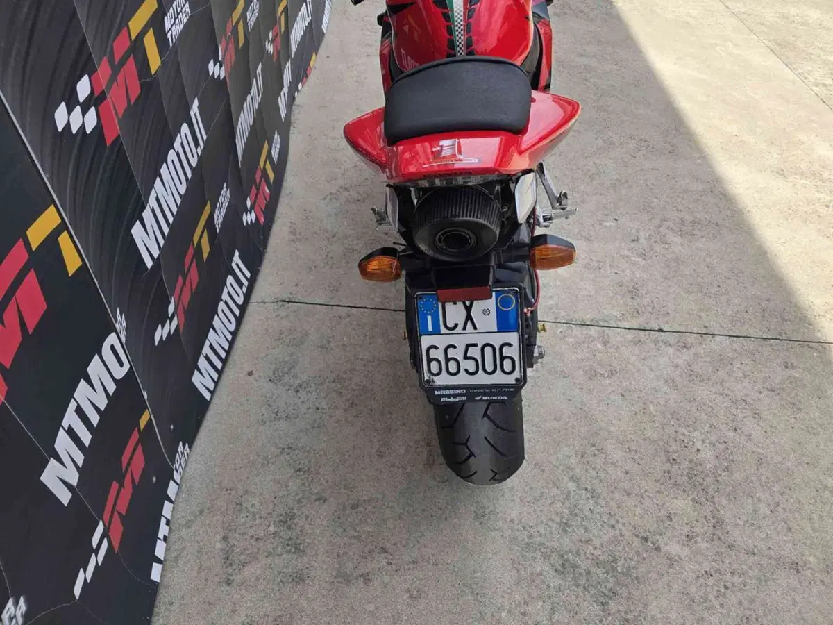 Honda CBR 1000 RR Fireblade (2006 - 07) (13)