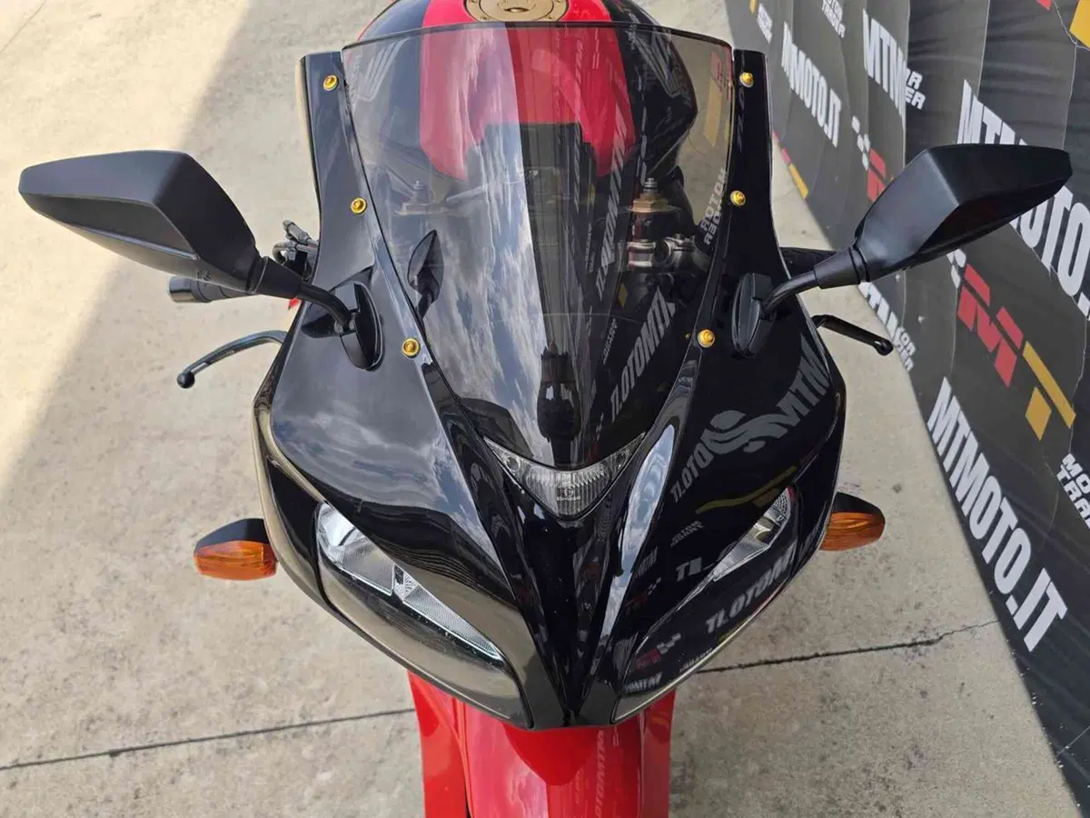 Honda CBR 1000 RR Fireblade (2006 - 07) (18)