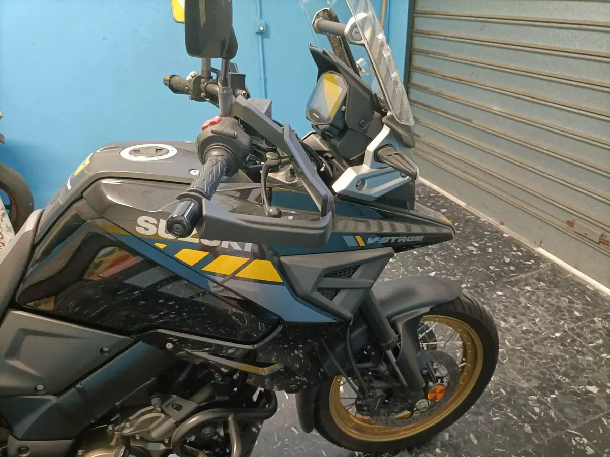 Suzuki V-Strom 1050XT (2020 - 23) (14)