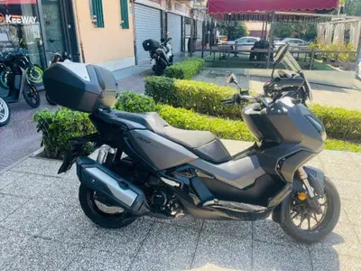 Honda ADV 350 (2022 - 24) usata