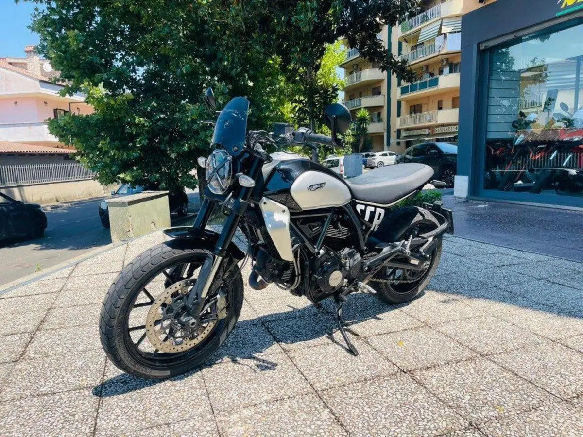 Ducati Scrambler 800 Icon (2023 - 24) (2)