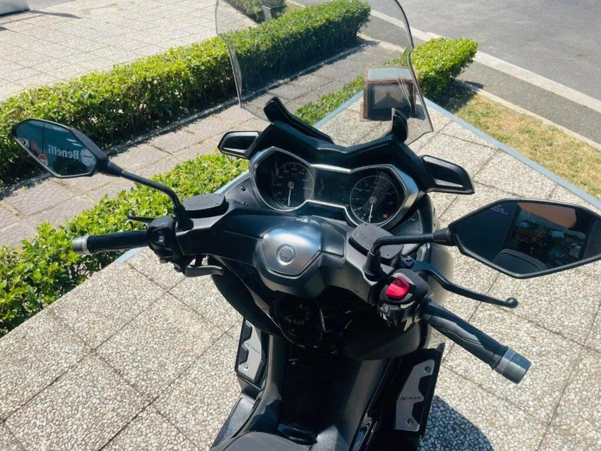Yamaha X-Max 400 Iron Max (2019 - 20) (8)